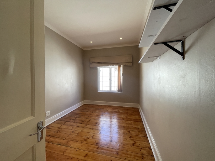 To Let Commercial Property for Rent in Sea Point Western Cape